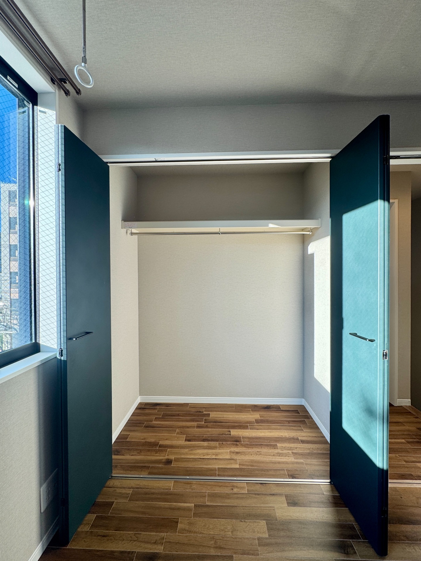 収納　服も沢山入りますよ♪