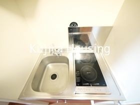 キッチン　キッチンは電気コンロ２口です♪