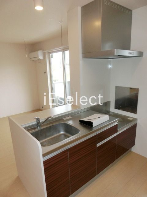 キッチン　２口ガスコンロ設置可能なカウンターキッチンです。