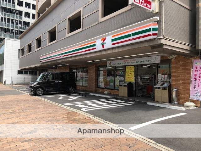 コンビニ　セブンイレブン小倉片野３丁目店（コンビニ）まで145m