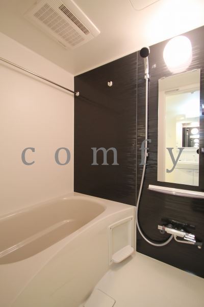 バス・シャワールーム　追炊き浴室乾燥機つきバス