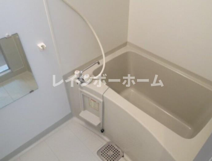 バス・シャワールーム　ゆったり過ごせるお風呂です