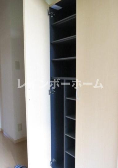 収納　たっぷりとした収納スペースです