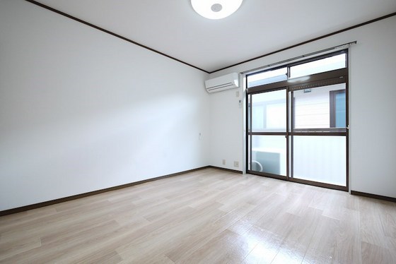 居室・リビング　他号室のお写真です。