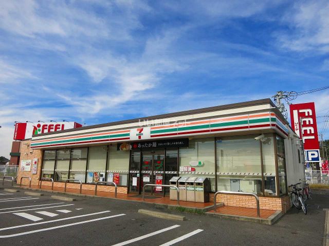 コンビニ　セブンイレブン岡崎欠町店（コンビニ）まで774m