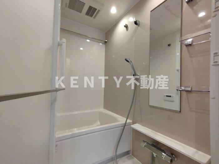 バス・シャワールーム　お風呂です