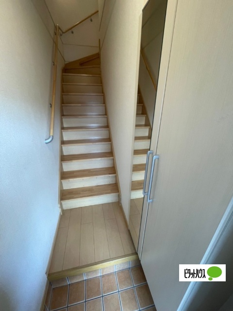 玄関　参考写真