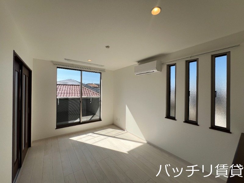 居室・リビング　建設中の為、現状優先。類似タイプ