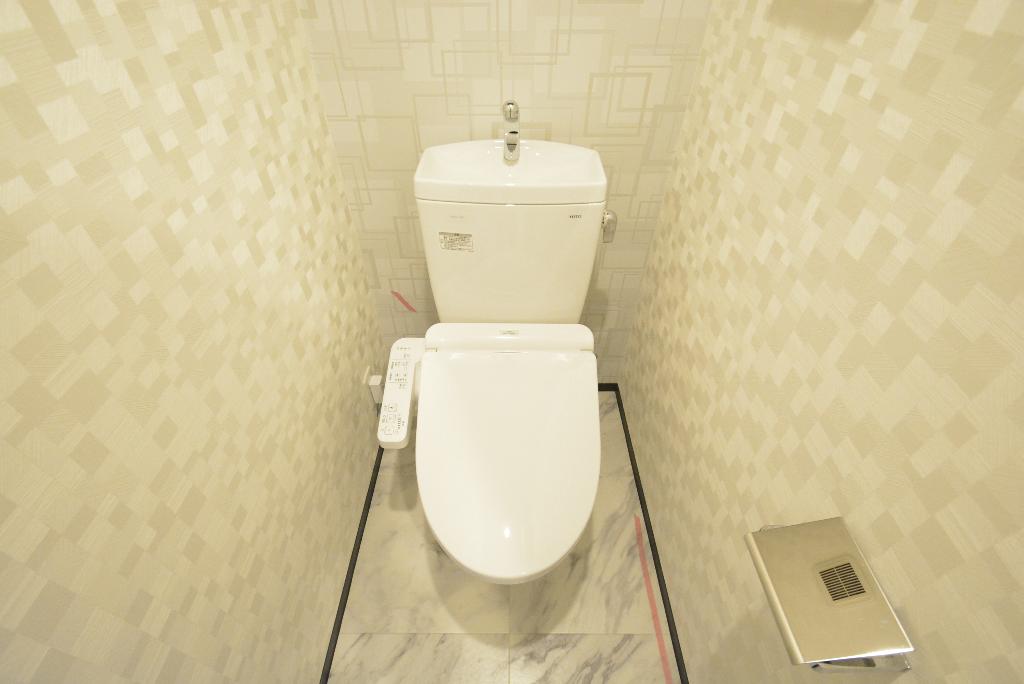 トイレ　シャワー付トイレ