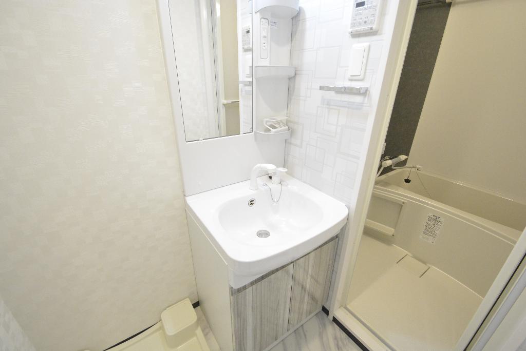 洗面設備　洗髪洗面化粧台