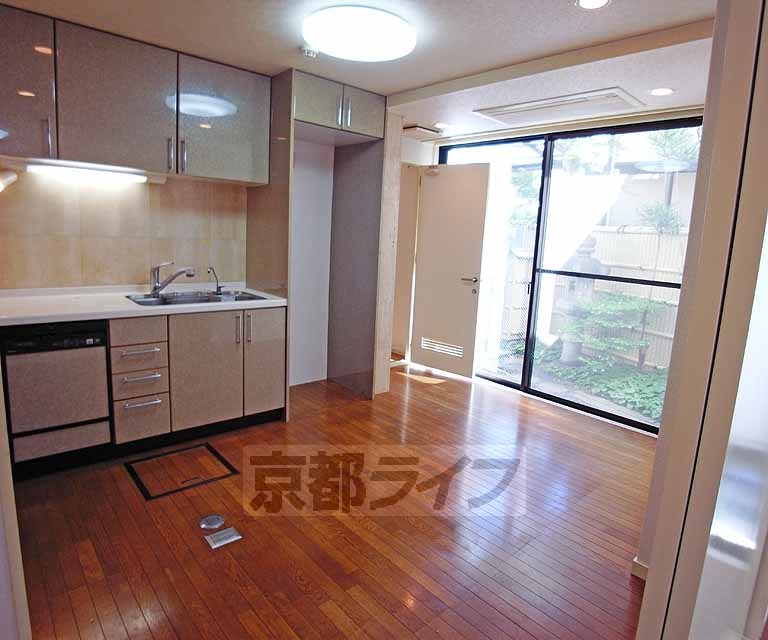 居室・リビング　趣のある室内です。