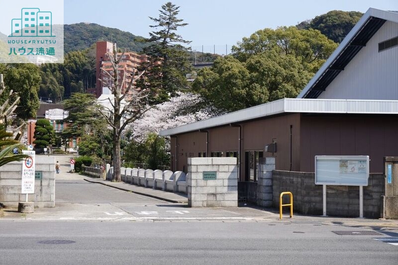 ショッピングセンター　ドン・キホーテ浜町店（ショッピングセンター）まで945m