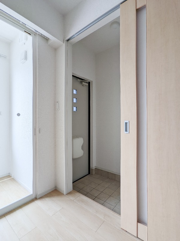 玄関　図面と現状に相違がある場合には現状を優先