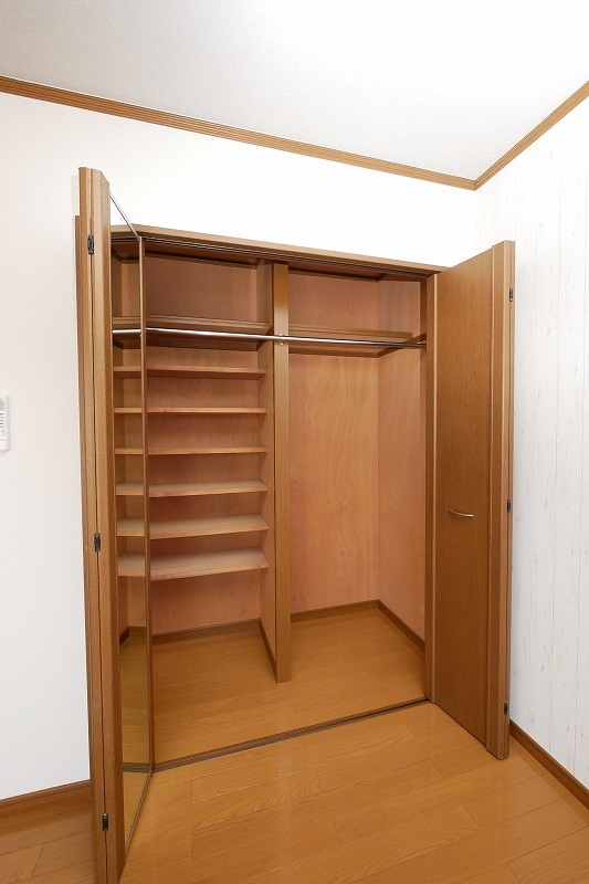 収納　秋桜ハイツ　201号室