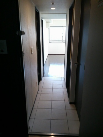 玄関　別部屋参照