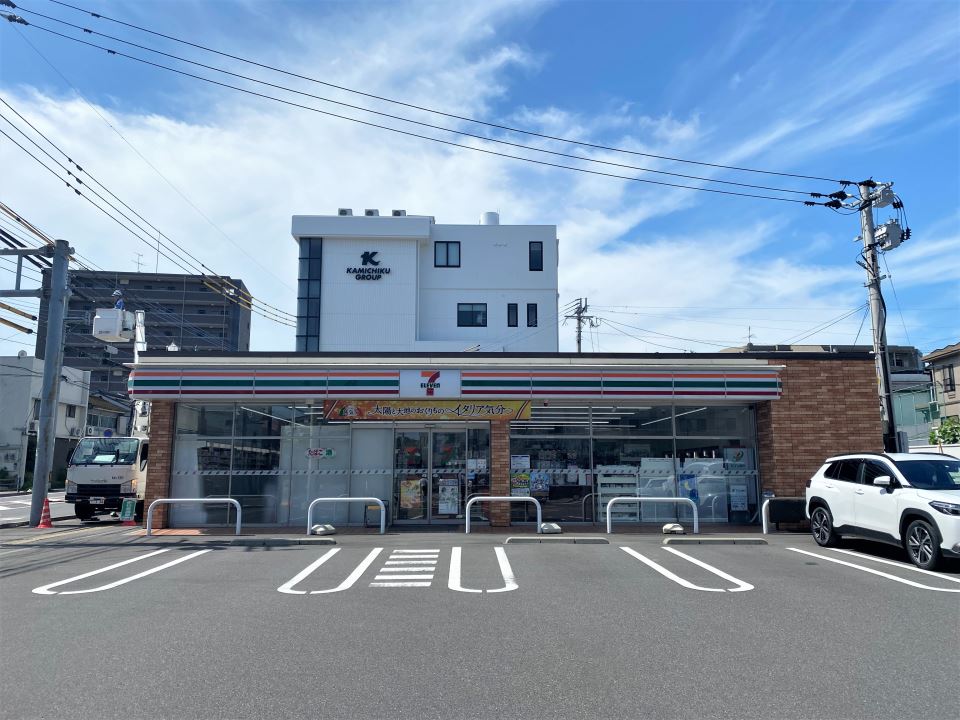コンビニ　セブンイレブン鹿児島谷山駅前店（コンビニ）まで160m