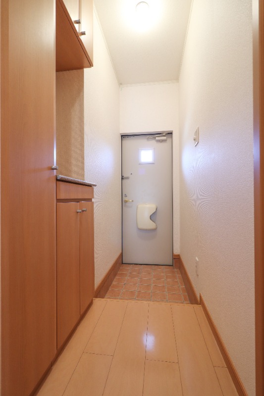 玄関　図面と現状に相違がある場合には現状を優先