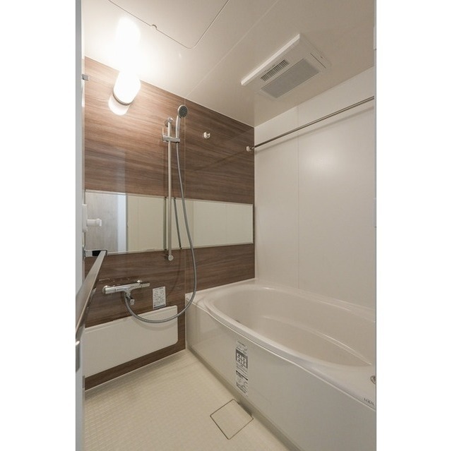 バス・シャワールーム　参考写真