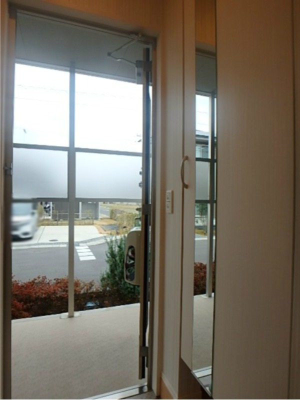 玄関　図面と現状に相違がある場合には現状を優先