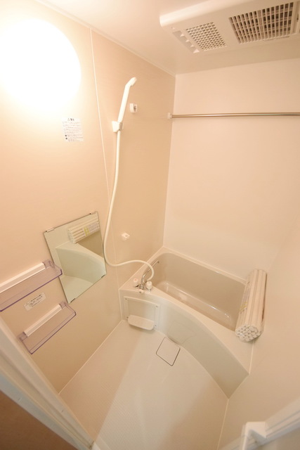 バス・シャワールーム　～今日の疲れはさっぱりと～