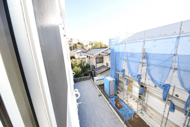 バルコニー　～ここに干しますっ～