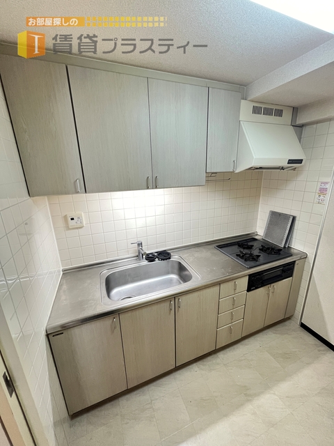 キッチン　システムキッチンで楽しくお料理。