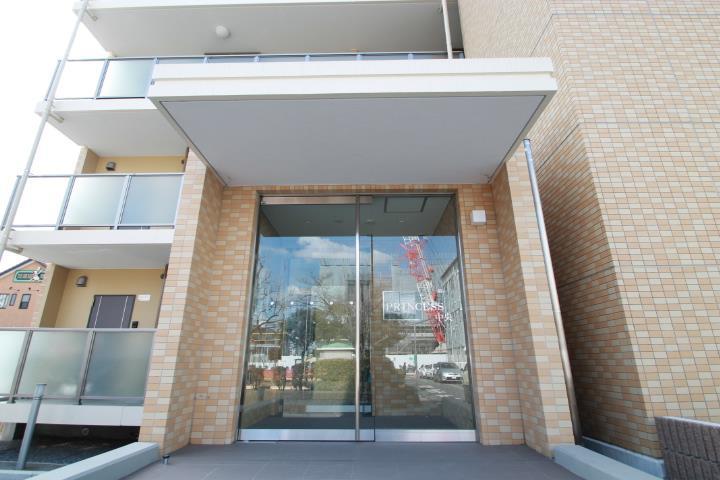 エントランス　エントランス