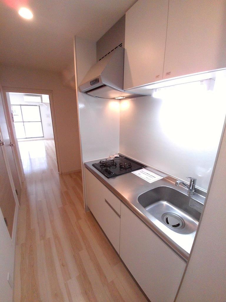 キッチン　システムキッチンです！収納も多めです♪