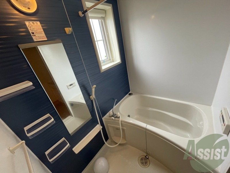 バス・シャワールーム　疲れた日はこちらのお風呂でリラックスですね～