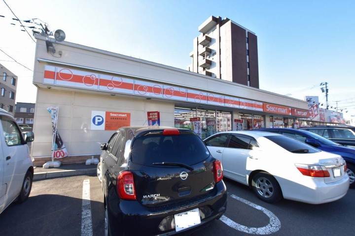 コンビニ　セイコーマート（コンビニ）まで244m