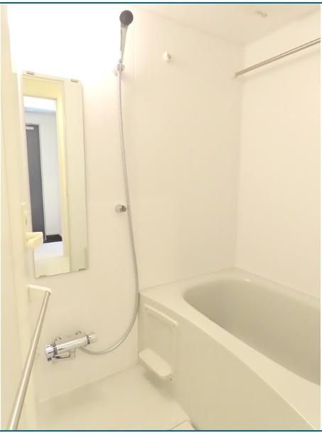 バス・シャワールーム　バス