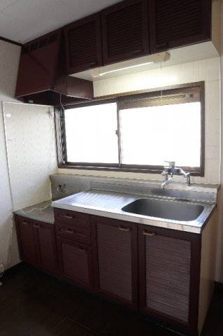 キッチン　2口ガスコンロ設置できます。