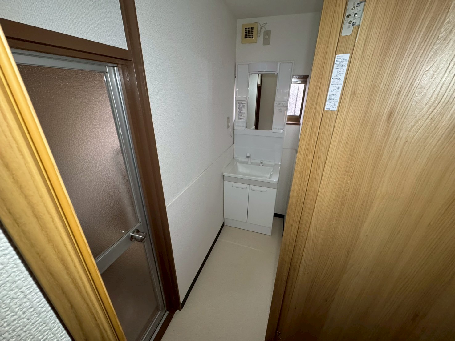 ＪＲ片町線 四条畷駅 徒歩15分 2階建 築55年の内装写真