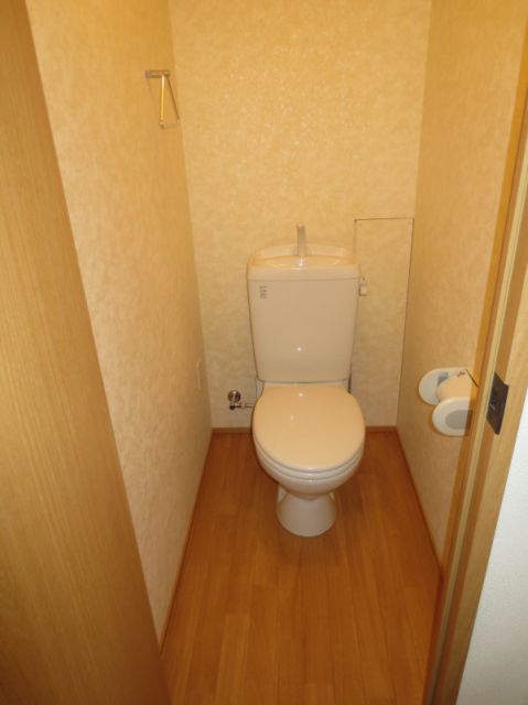 トイレ　トイレ