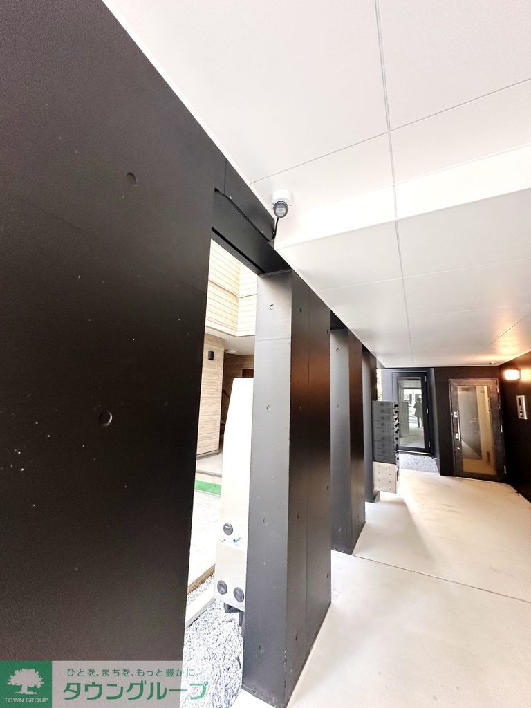 ロビー　防犯カメラ