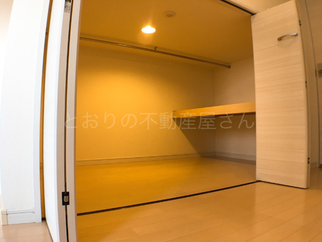 収納　ウォークインクローゼット