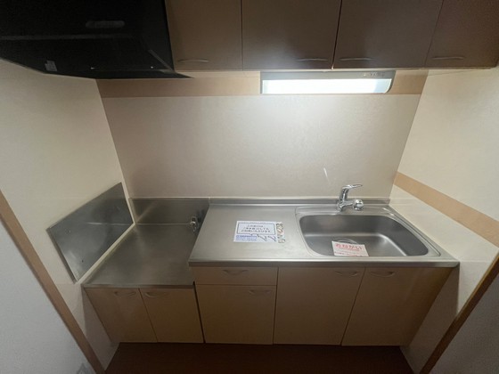 キッチン　※別部屋の写真です