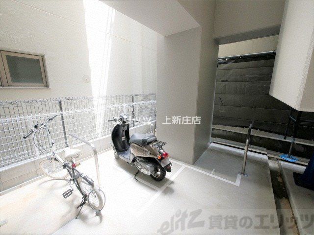 駐車場　駐輪場