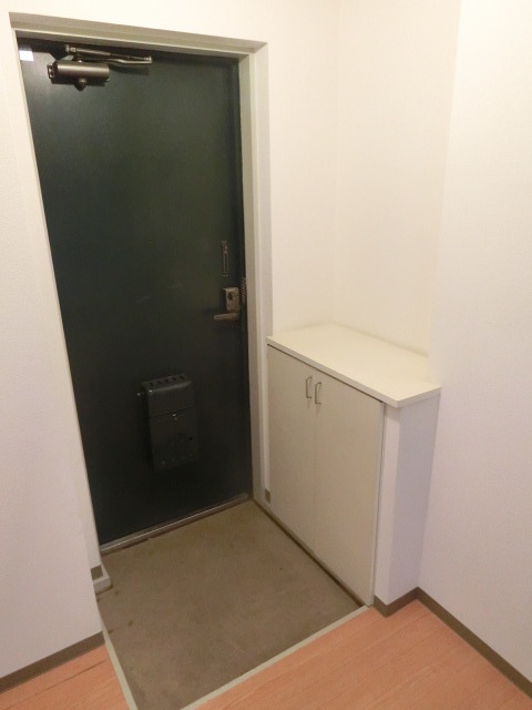 玄関　シューズＢＯＸは必要ですよね。