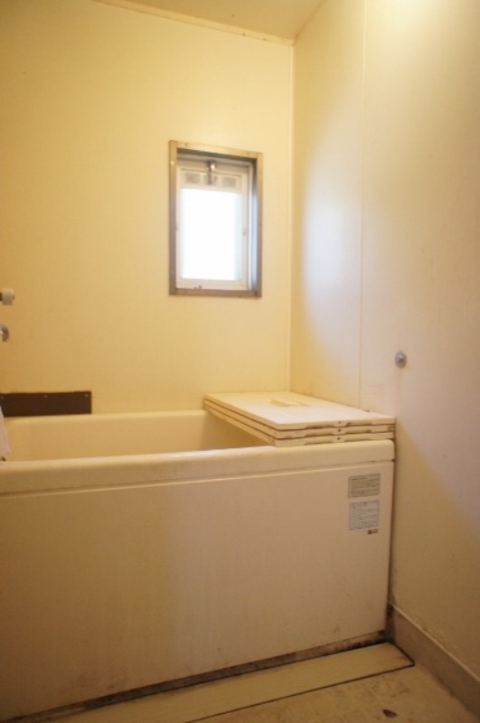 バス・シャワールーム　図面と現状に相違がある場合には現状を優先