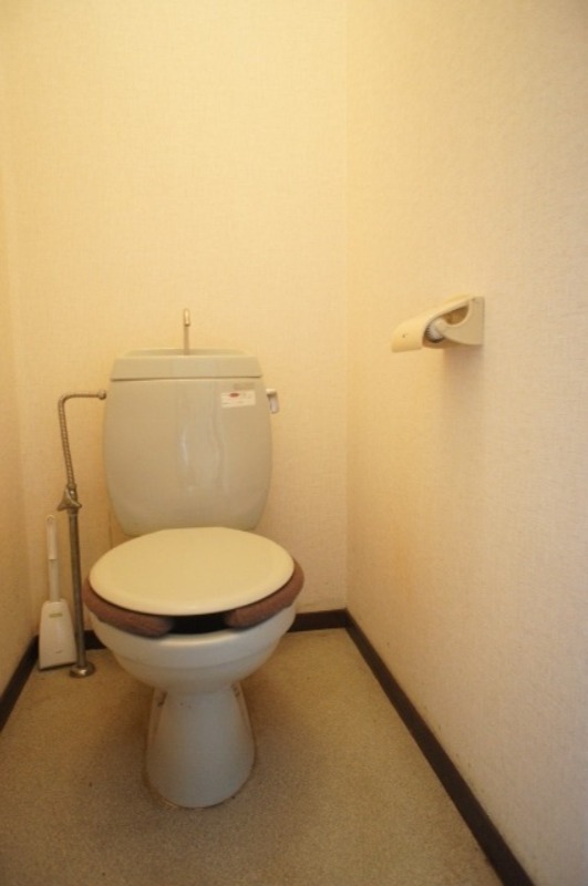 トイレ　図面と現状に相違がある場合には現状を優先