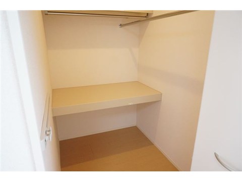 収納　ウォークインクローゼット