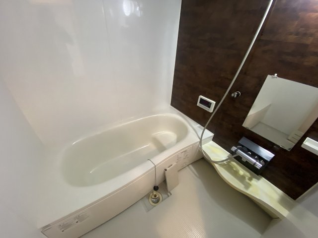 バス・シャワールーム　洋室1