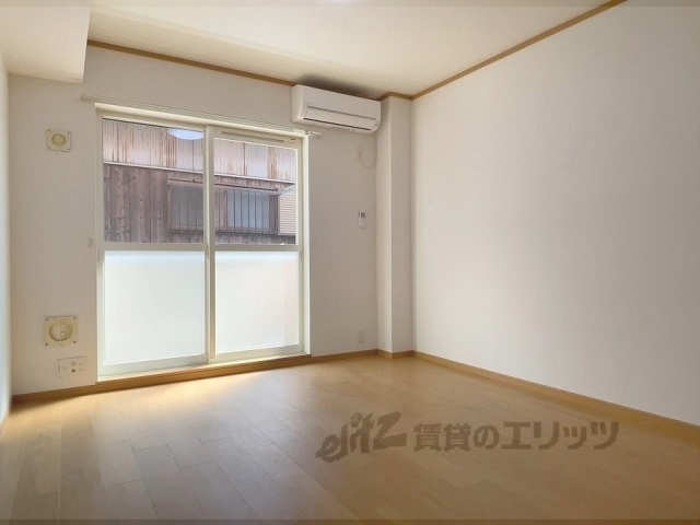 居室・リビング　洋室