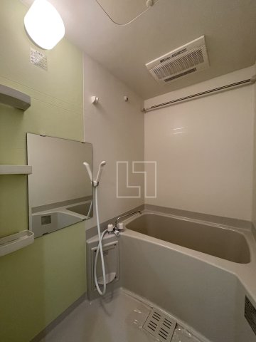 バス・シャワールーム　プレミアムコート谷町4丁目　バスルーム