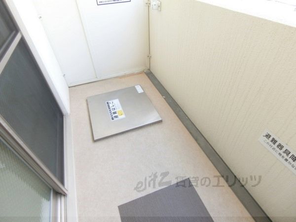 バルコニー　ベランダ