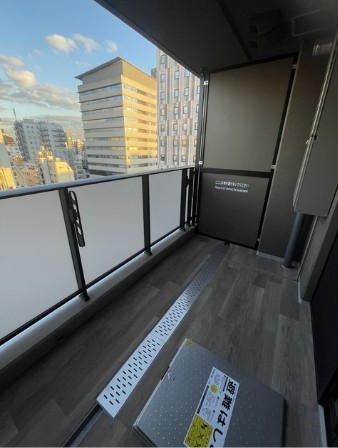 バルコニー　外からの目が気にならないバルコニーで洗濯物が干せます