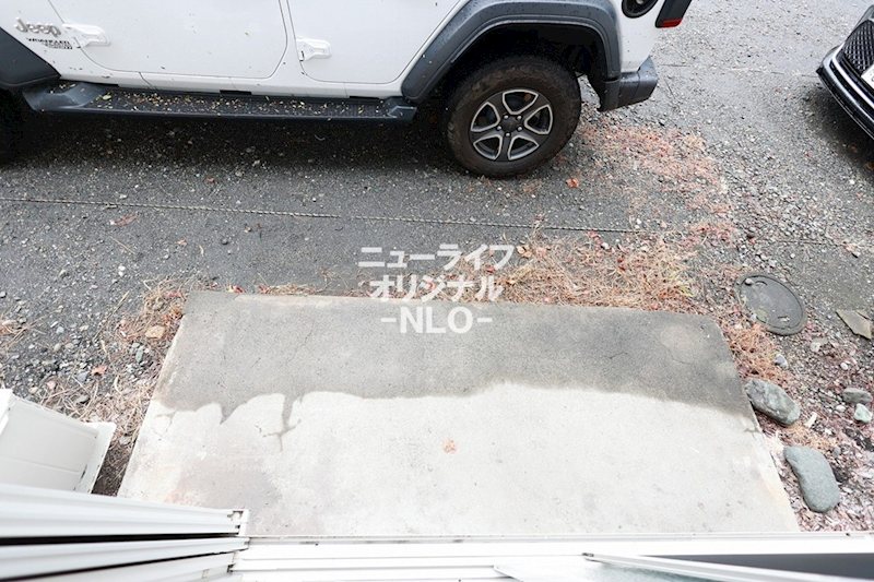 バルコニー　前面は駐車場となっています☆