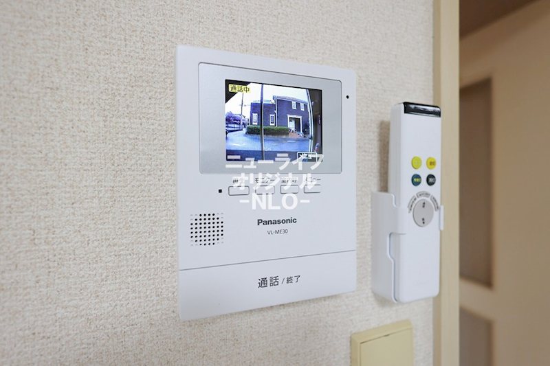セキュリティ　事前に訪問者を目視してから対応できるTVモニターホン付き☆