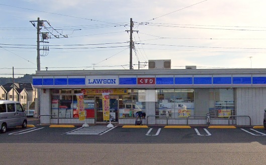 コンビニ　ローソン 愛川桜台店（コンビニ）まで617m